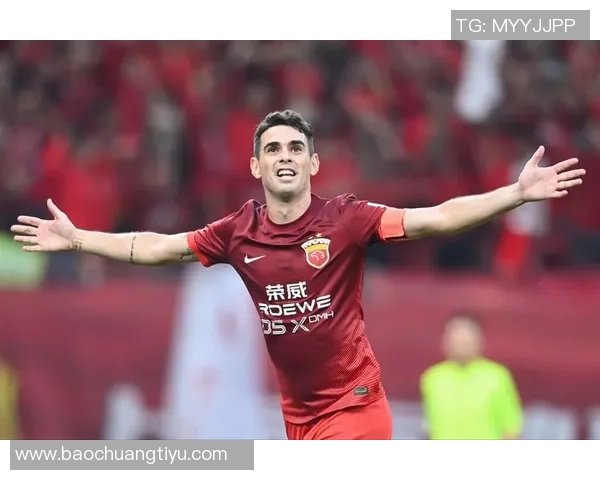 足球巨星亲临拜访粉丝引发热烈反响 探秘球场之外的真实生活 足球巨星亲临拜访粉丝引发热烈反响 探秘球场之外的真实生活